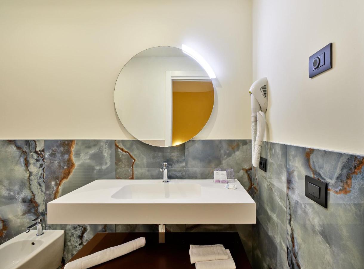 Piccolo Hotel غارْدا المظهر الخارجي الصورة