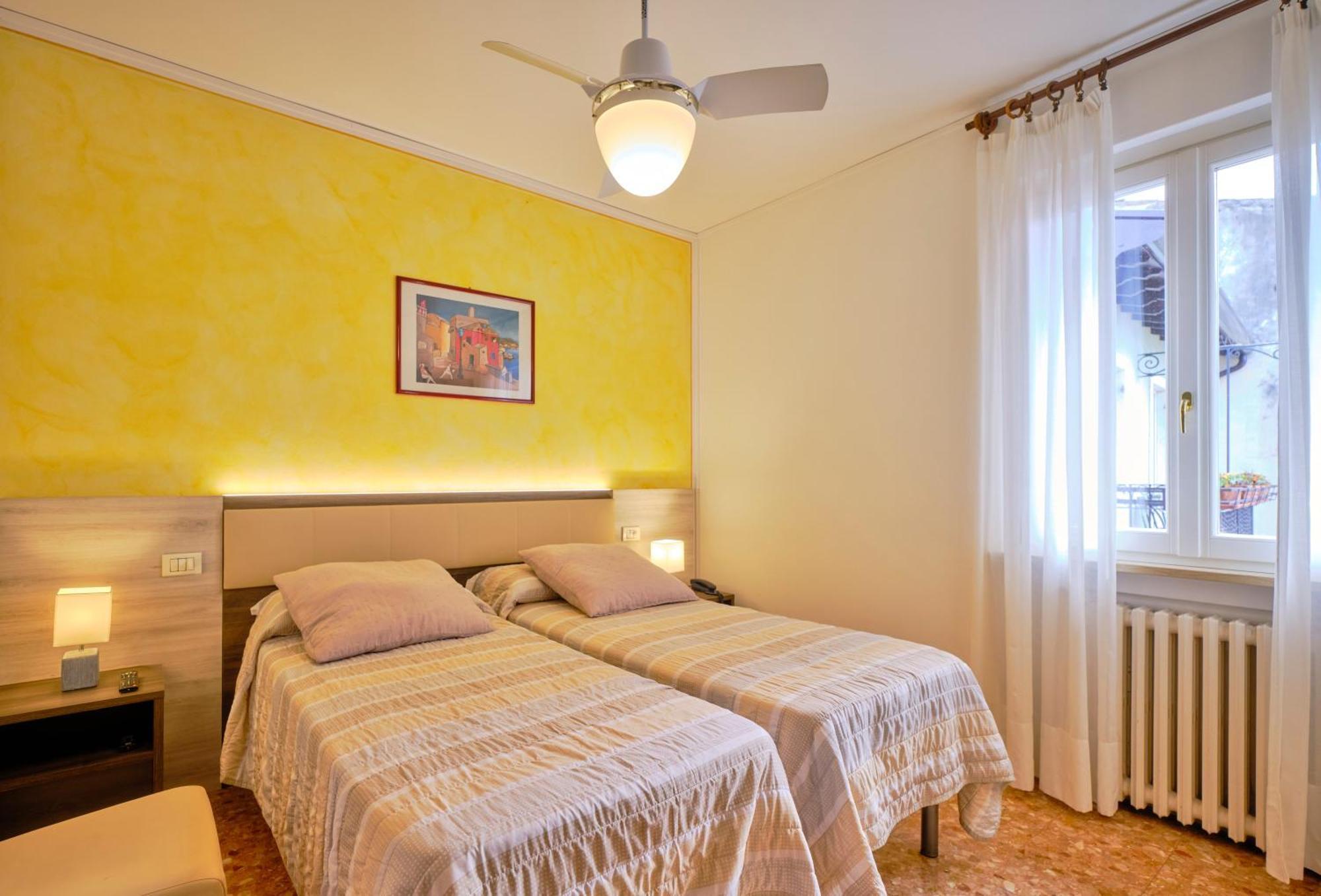 Piccolo Hotel غارْدا المظهر الخارجي الصورة