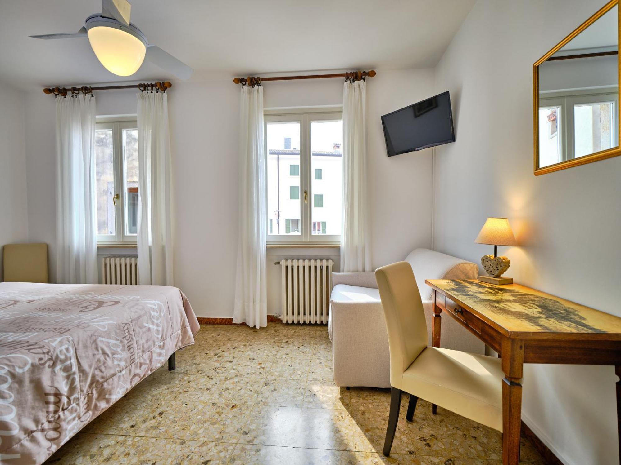Piccolo Hotel غارْدا الغرفة الصورة